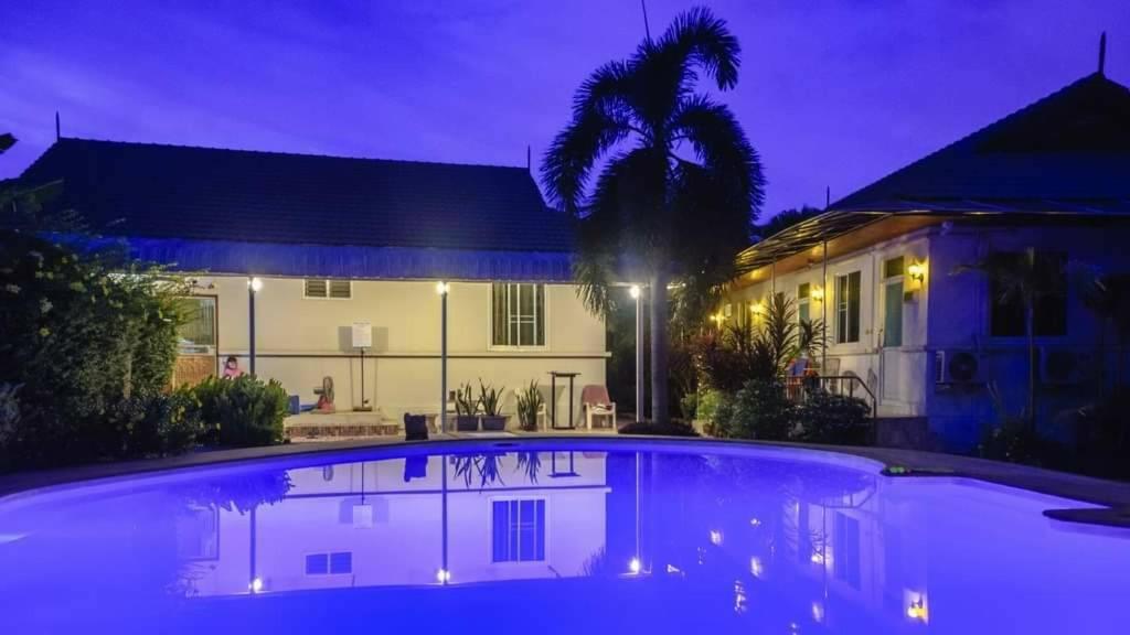 Nuch'S Apple Guest House Si Bun Ruang エクステリア 写真