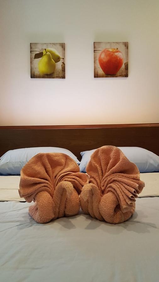 Nuch'S Apple Guest House Si Bun Ruang エクステリア 写真