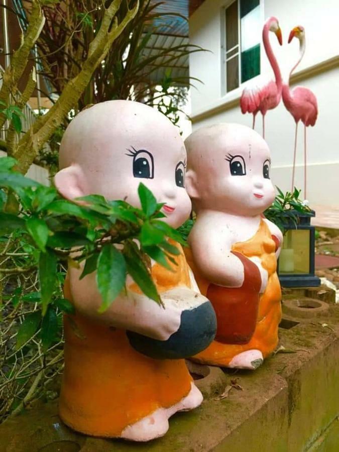 Nuch'S Apple Guest House Si Bun Ruang エクステリア 写真